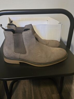 Men's Taupe Suede Chelsea Boots - Classic Slip-On Ankle Boot Size 11***
